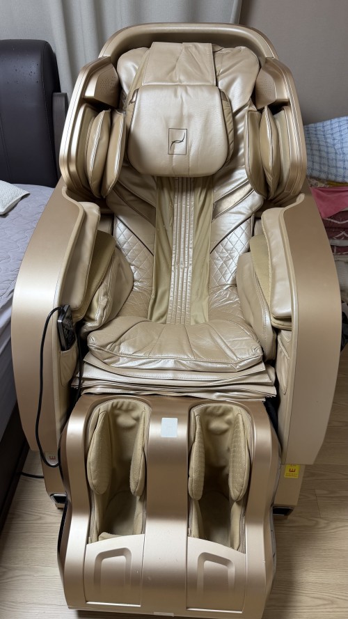 바디프랜드 파라오 골드 안마의자