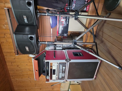 BMB 이동식 노래방 기계, 스피커 세트