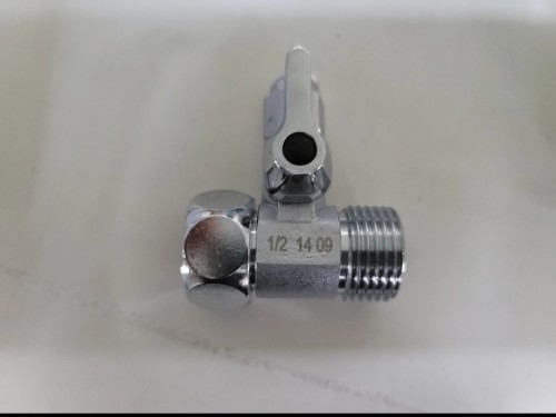 정수기 설치용 어댑터 99개 판매